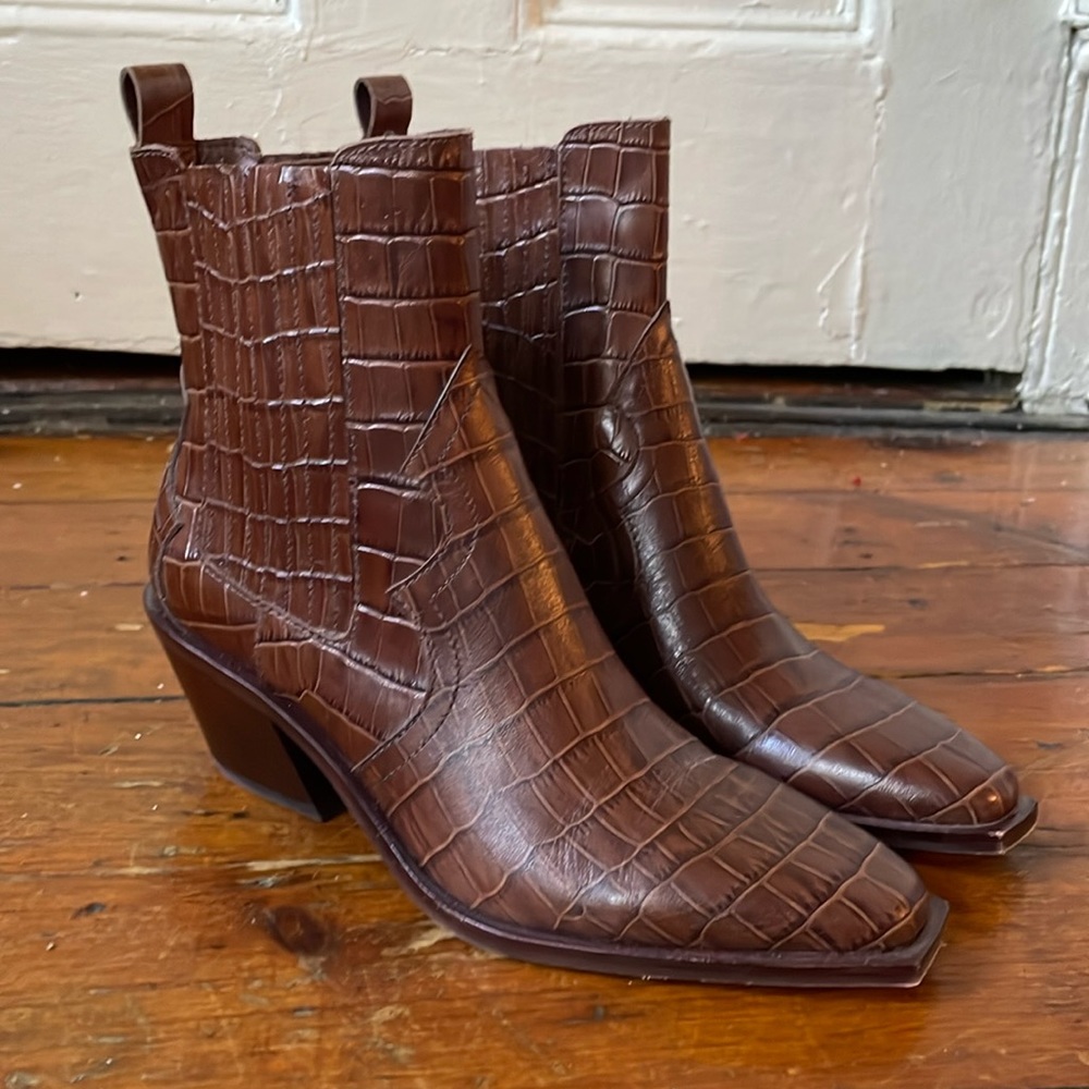 Dolce Vita boots